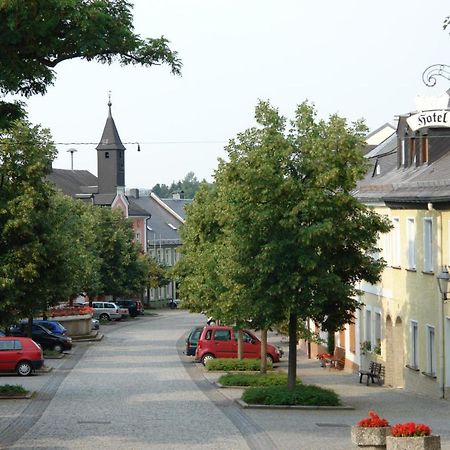 Burghotel Lichtenberg  Exterior photo